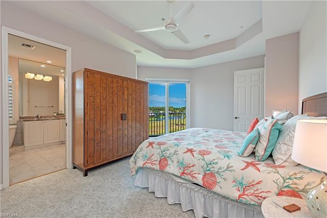 1590 Clermont DR K-403, Naples, FL 34109