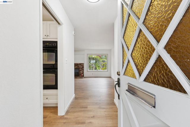 1804 Sereno Dr, Vallejo, CA 94589