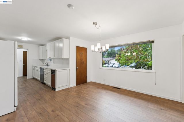 1804 Sereno Dr, Vallejo, CA 94589