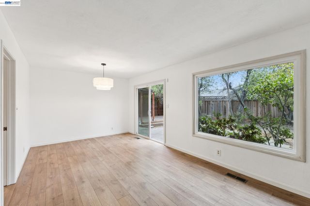 1804 Sereno Dr, Vallejo, CA 94589