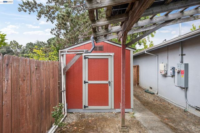 1804 Sereno Dr, Vallejo, CA 94589