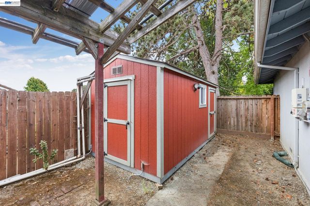 1804 Sereno Dr, Vallejo, CA 94589