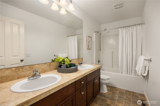 16648 NE 120th Street, Redmond, WA 98052