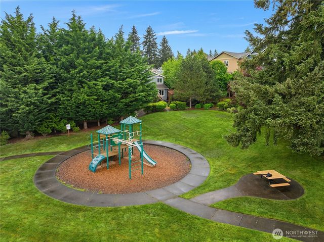 16648 NE 120th Street, Redmond, WA 98052