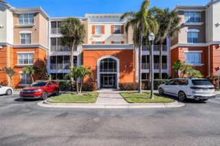 7903 SEMINOLE BOULEVARD 2305, Seminole, FL 33772