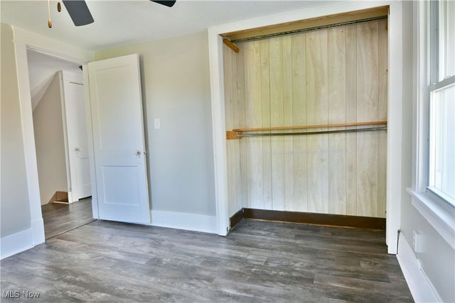 781 Oak Knoll Avenue SE, Warren, OH 44484