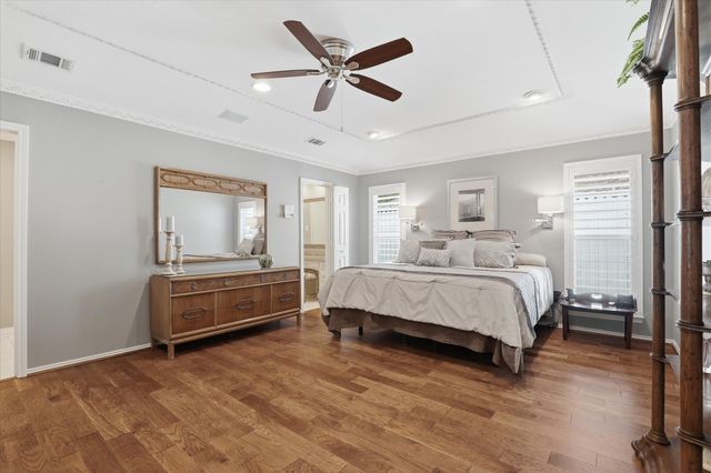 7811 Pencross Lane, Dallas, TX 75248