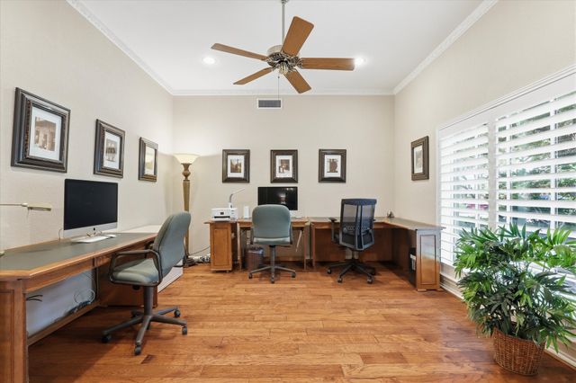 7811 Pencross Lane, Dallas, TX 75248