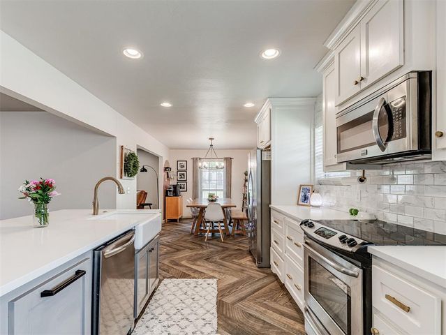 801 Rock Hollow Road, Edmond, OK 73034