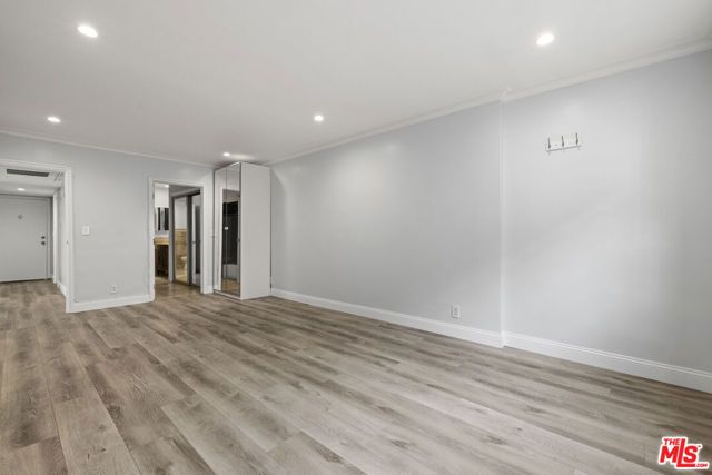 423 S Rexford Drive 106, Beverly Hills, CA 90212