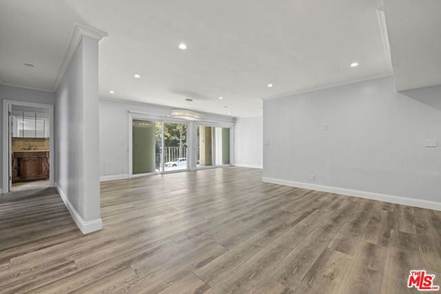 423 S Rexford Drive 106, Beverly Hills, CA 90212