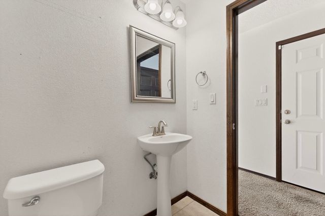 11027 Gladiolas Place NW, Albuquerque, NM 87114