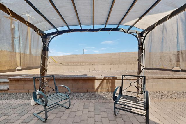 11027 Gladiolas Place NW, Albuquerque, NM 87114