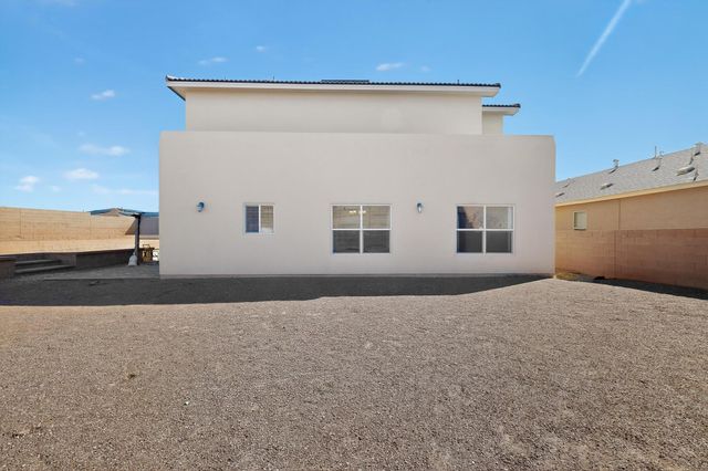 11027 Gladiolas Place NW, Albuquerque, NM 87114
