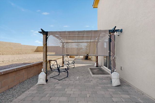 11027 Gladiolas Place NW, Albuquerque, NM 87114