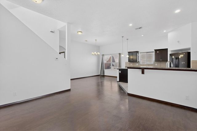 11027 Gladiolas Place NW, Albuquerque, NM 87114