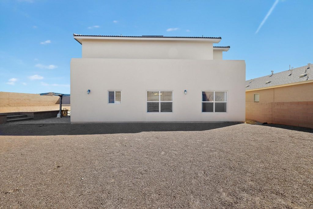Image 48 of property listing at 11027 Gladiolas Place NW, Albuquerque, NM 87114