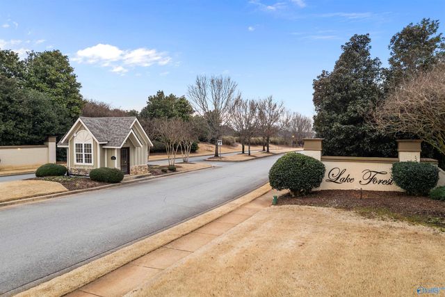 22 Youpon Drive SW, Huntsville, AL 35824