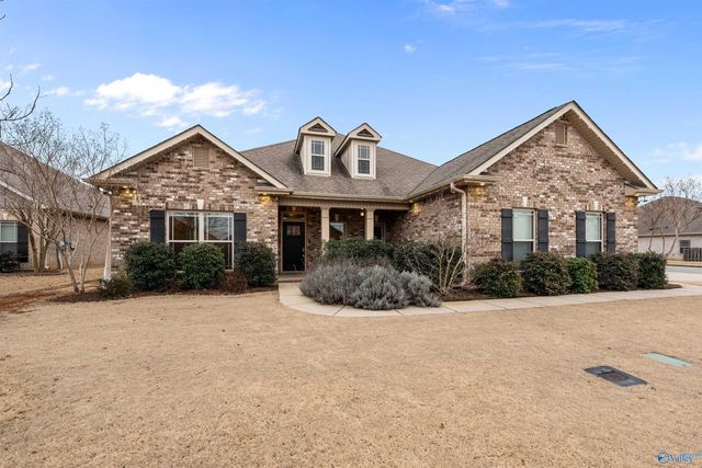 22 Youpon Drive SW, Huntsville, AL 35824