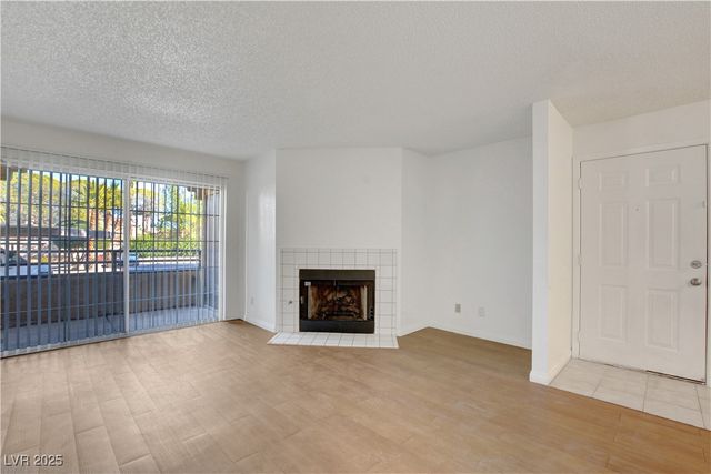 2200 Fort Apache Road 1059, Las Vegas, NV 89117