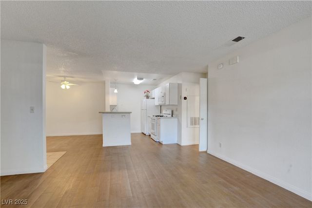 2200 Fort Apache Road 1059, Las Vegas, NV 89117