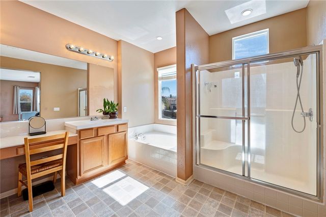 976 Virginia Lee Court, San Jacinto, CA 92583