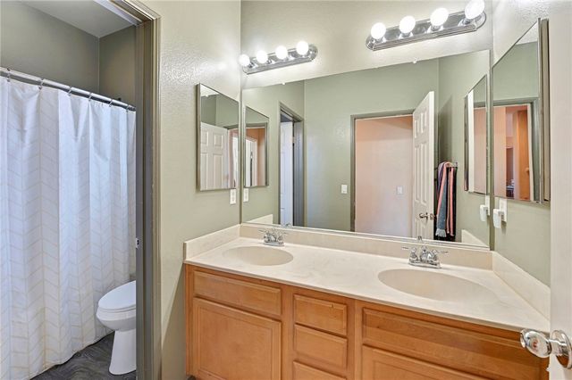 976 Virginia Lee Court, San Jacinto, CA 92583