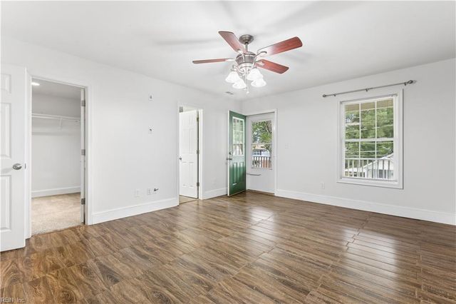555 1st AVE, Suffolk, VA 23434