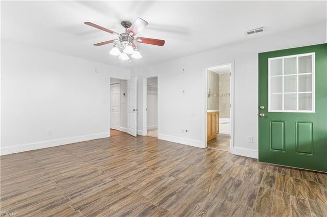 555 1st AVE, Suffolk, VA 23434