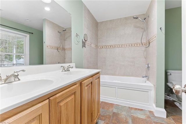 555 1st AVE, Suffolk, VA 23434