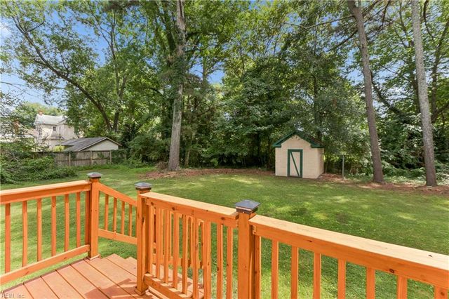 555 1st AVE, Suffolk, VA 23434