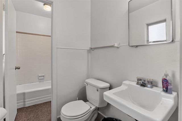 6120 W RIDGEWOOD AVENUE, Orlando, FL 32835