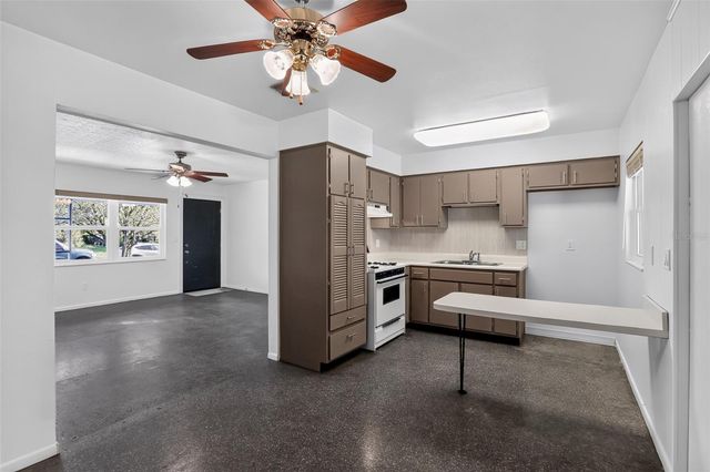 6120 W RIDGEWOOD AVENUE, Orlando, FL 32835