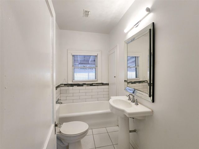 747 E 18th Street, Houston, TX 77008