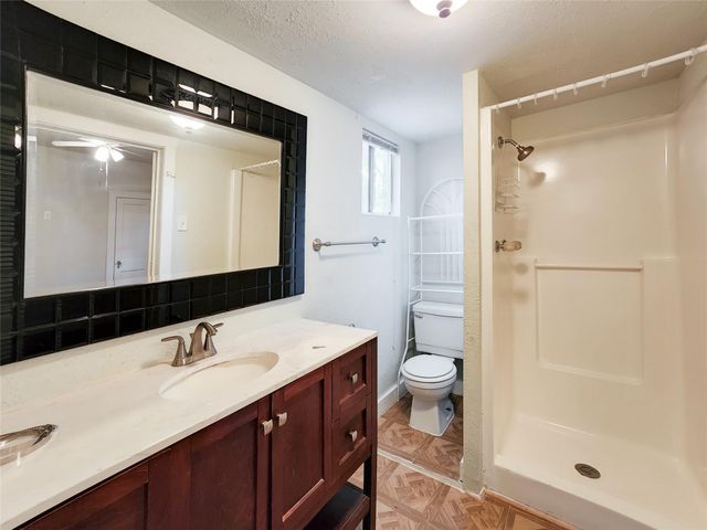 747 E 18th Street, Houston, TX 77008