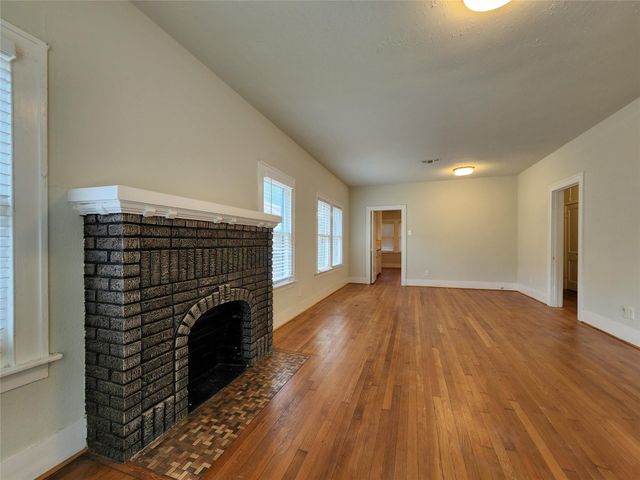 747 E 18th Street, Houston, TX 77008