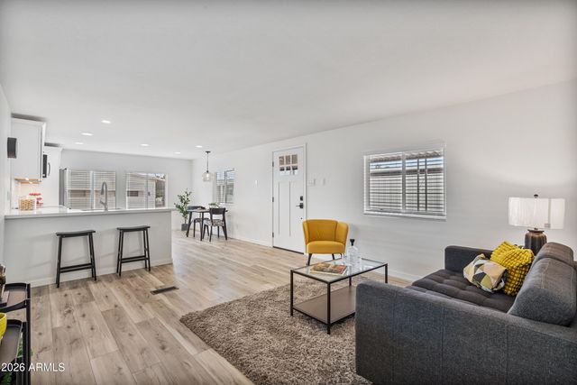 205 S Higley Road 52, Mesa, AZ 85206