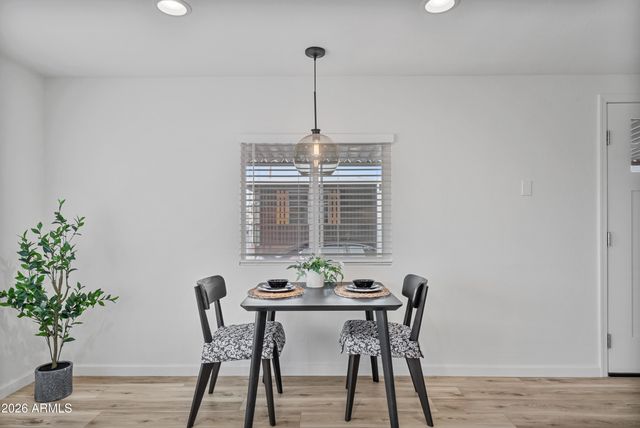 205 S Higley Road 52, Mesa, AZ 85206