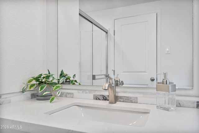 205 S Higley Road 52, Mesa, AZ 85206