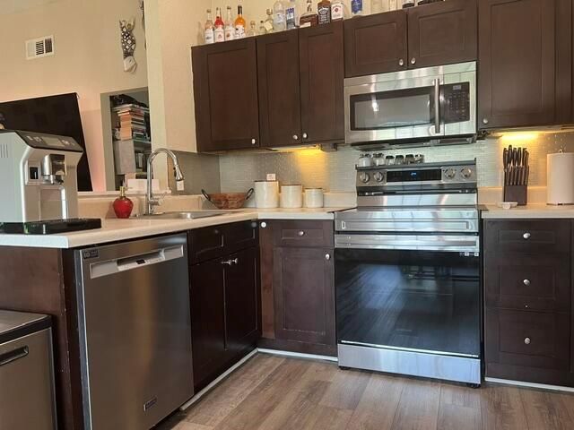 9145 Chrysanthemum Drive, Boynton Beach, FL 33472