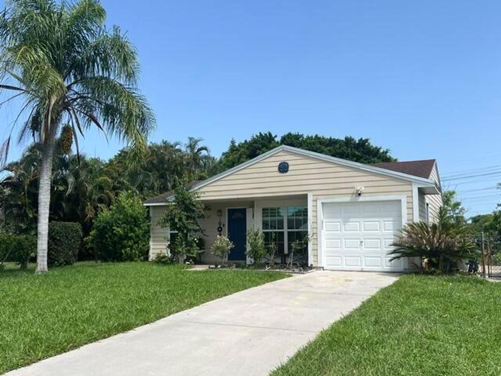 9145 Chrysanthemum Drive, Boynton Beach, FL 33472