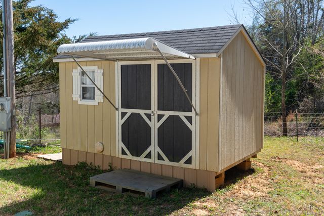 7939 KY-92, Monticello, KY 42633