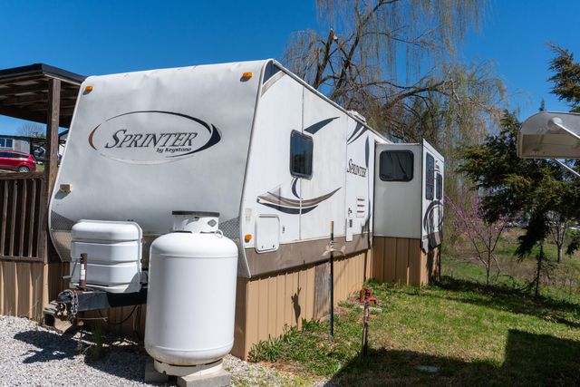 7939 KY-92, Monticello, KY 42633