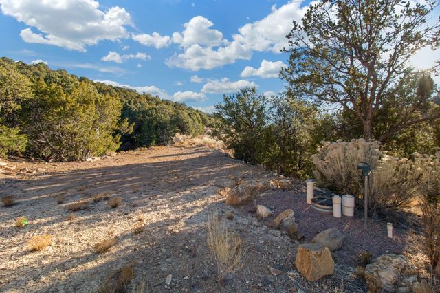 729 PASEO DE FLORENCIO, Santa Fe, NM 87501