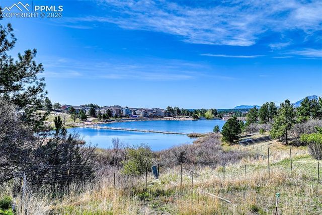 379 Raspberry Lane, Monument, CO 80132