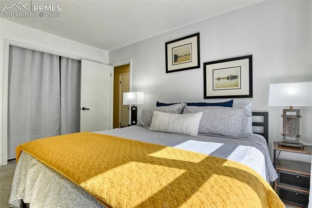 379 Raspberry Lane, Monument, CO 80132