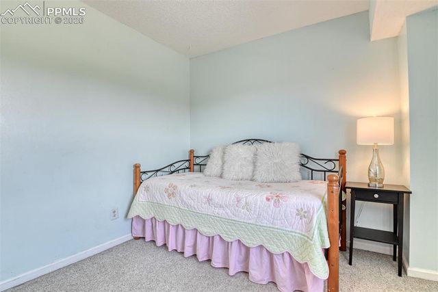 379 Raspberry Lane, Monument, CO 80132