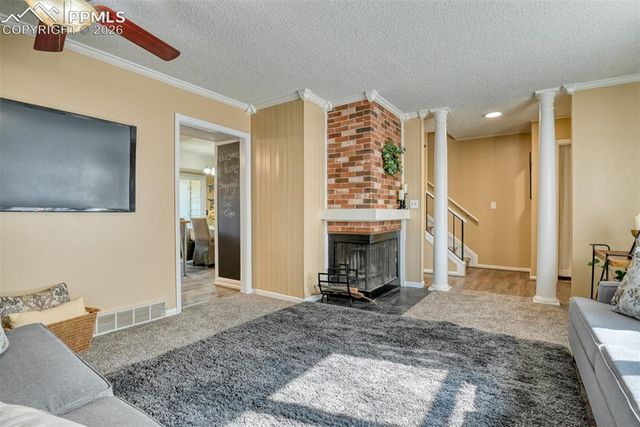 379 Raspberry Lane, Monument, CO 80132