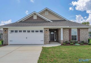 116 Sidney Ruth Drive, New Market, AL 35761