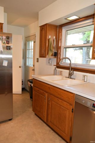 5009 Elmhurst Drive, Evansville, IN 47711